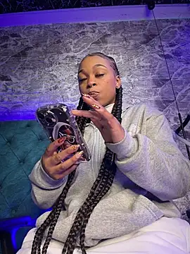 Melany Williams online show from March 11, 1:39 pm