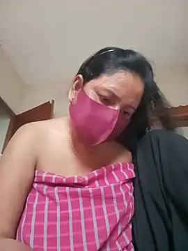 Snapshot of Neha-Roy chatting on July 7, 8:18 am Neha-Roy online show from July 7, 8:18 am