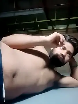 INDIANBOY7439 online show from March 25, 8:37 pm