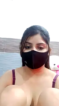 Hoty-Shivangi online show from December 15, 9:31 pm