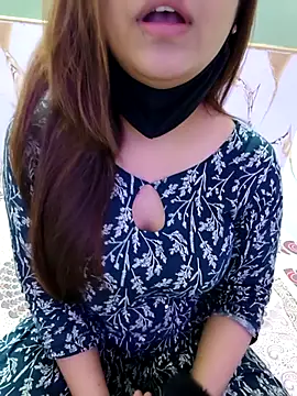 Hoty-Shivangi online show from September 15, 8:25 am