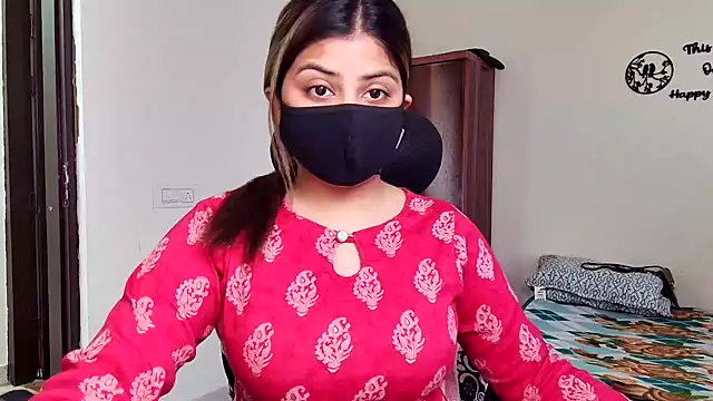 Hoty-Shivangi online show from February 28, 10:49 am