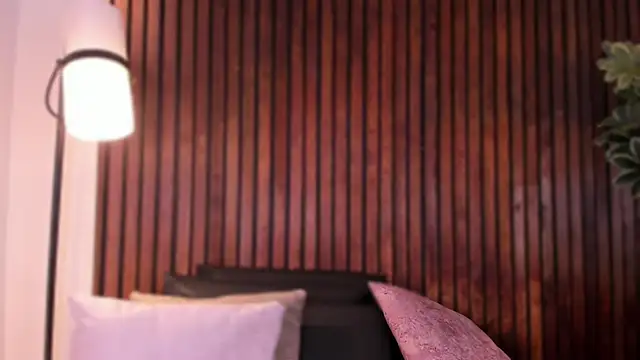 Jennmiiller  online show from December 15, 12:53 pm