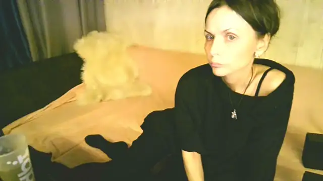 Snapshot of Elizabe_th chatting on October 18, 8:42 pm Elizabe th online show from October 18, 8:42 pm