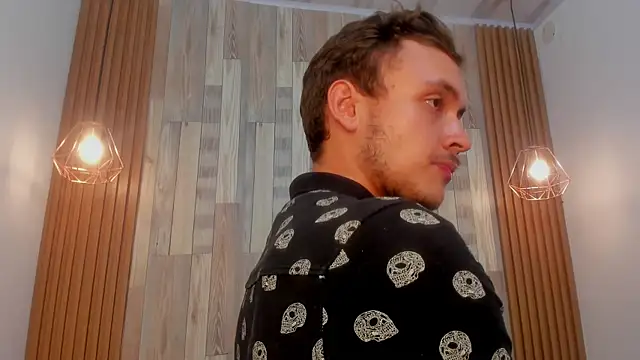 Desmon Clark online show from January 30, 7:29 am