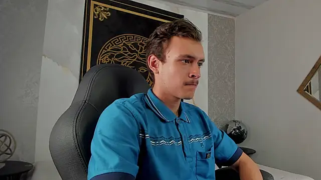 Desmon Clark online show from February 12, 9:54 pm