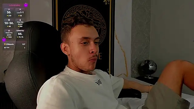 Desmon Clark online show from March 6, 4:19 am