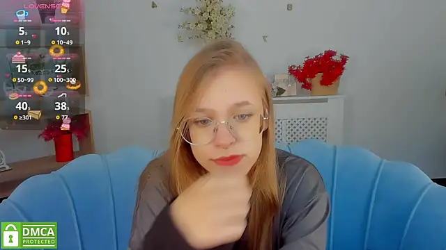 LayriantaVee online show from September 26, 6:06 am