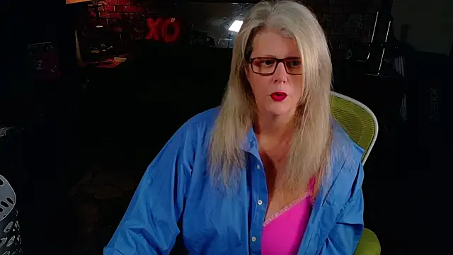 AliceHarlot online show from April 8, 10:32 pm