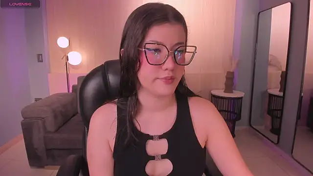 Snapshot of AmberFarrell chatting on June 28, 5:41 pm AmberFarrell online show from June 28, 5:41 pm