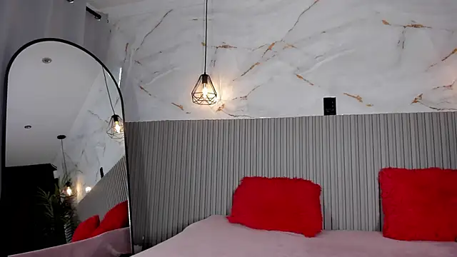 valentina lux online show from July 9, 7:18 pm