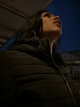 charris stefannia online show from May 10, 2:39 am