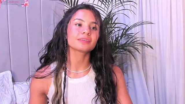 Snapshot of Mindy_sweety chatting on February 8, 7:38 pm Mindy sweety online show from February 8, 7:38 pm