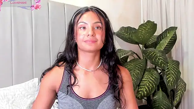 Snapshot of Mindy_sweety chatting on March 4, 4:52 pm Mindy sweety online show from March 4, 4:52 pm