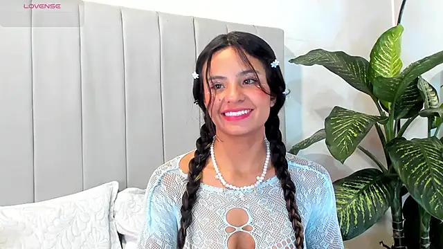 Snapshot of Mindy_sweety chatting on March 11, 1:34 pm Mindy sweety online show from March 11, 1:34 pm