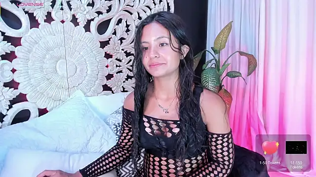 Snapshot of Mindy_sweety chatting on March 25, 1:06 pm Mindy sweety online show from March 25, 1:06 pm