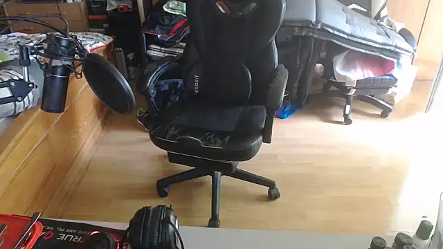 BabyDracoDarkfang online show from June 2, 11:56 am