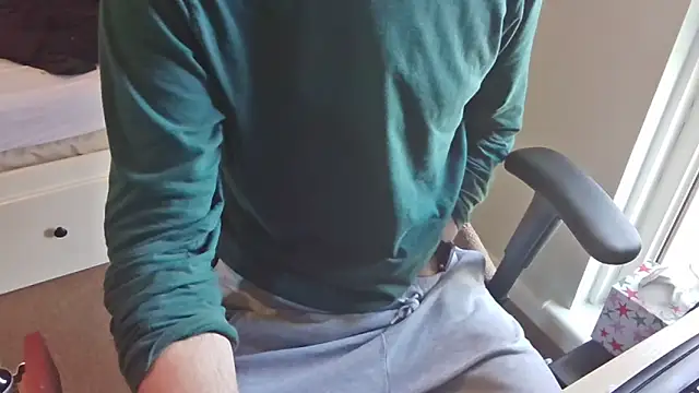 an4y8ot online show from April 1, 3:20 pm