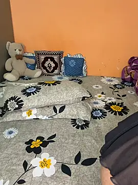 Snapshot of Black_baby chatting on February 19, 8:05 pm Black baby online show from February 19, 8:05 pm