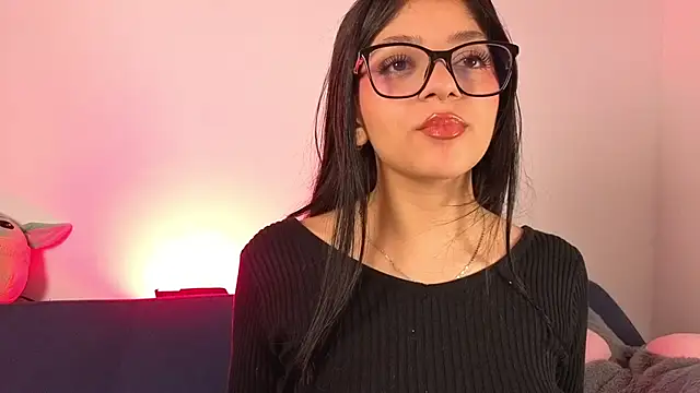 lana dol online show from June 17, 10:39 am