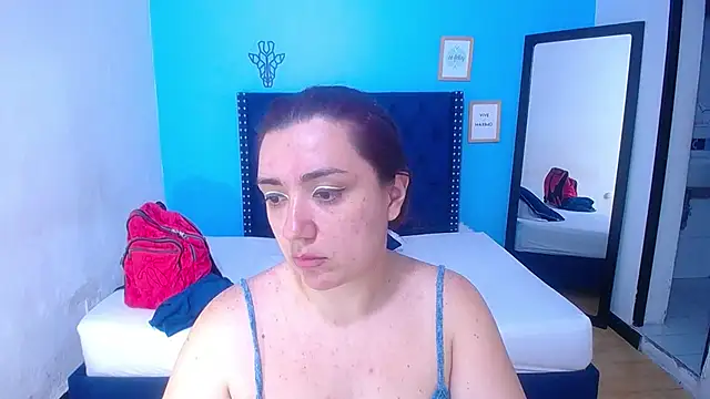 kinky redhead18 online show from October 16, 1:34 pm