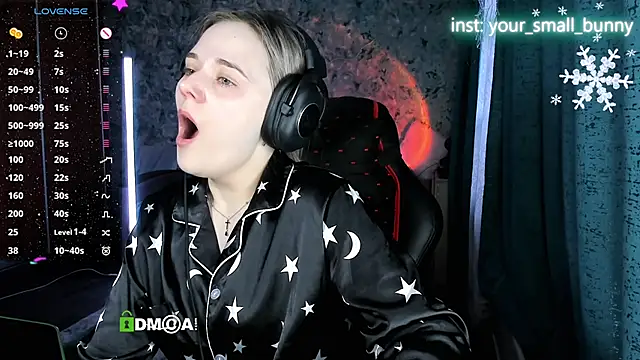 Your small bunny online show from February 25, 2:10 am