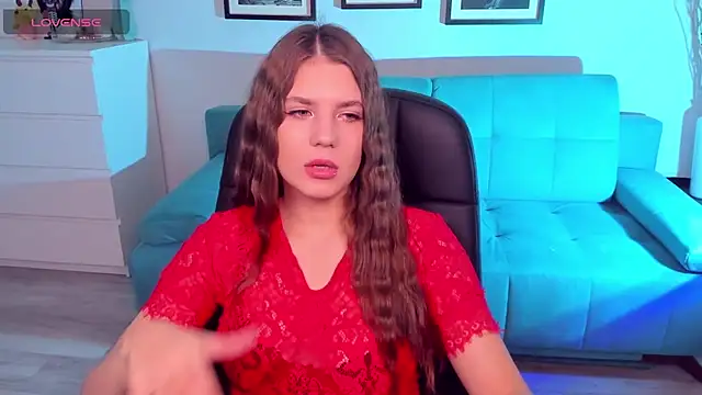 BellaSweetHeart online show from October 24, 11:50 am