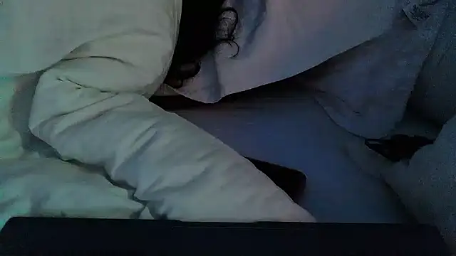 queen-chamss online show from May 16, 12:51 am