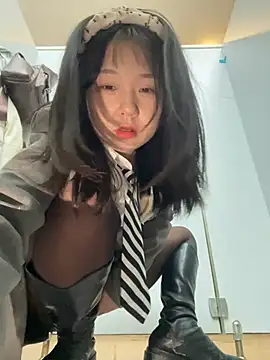 Xixi-Gala online show from March 18, 3:09 am