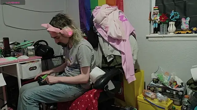 tallnerdyguy online show from March 22, 2:04 am