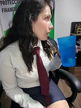 Alysson-- online show from May 20, 2:01 pm