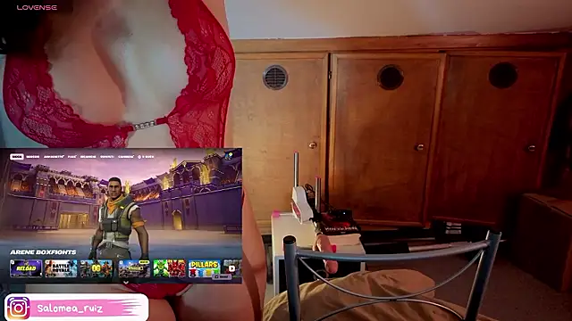 salomea r online show from April 14, 11:05 am