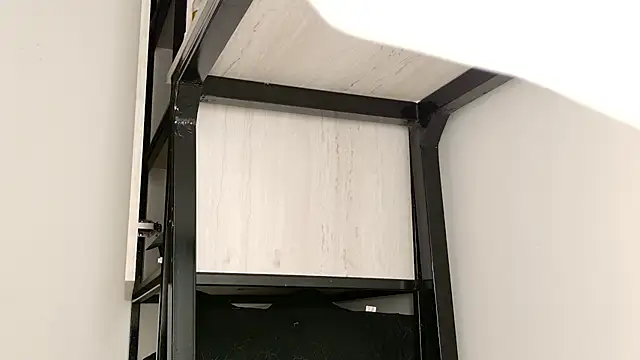 gigilovedback online show from April 12, 3:06 pm