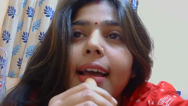 Snapshot of Sweet-Rani chatting on April 5, 7:11 pm Sweet-Rani online show from April 5, 7:11 pm