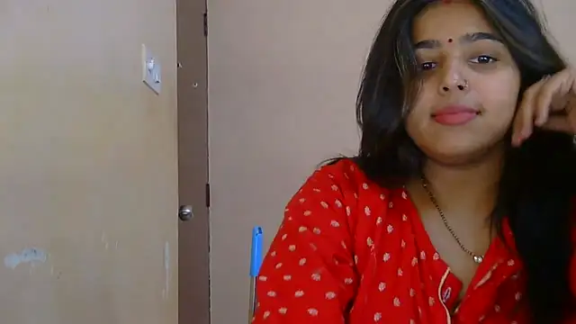 Snapshot of Sweet-Rani chatting on April 6, 2:51 pm Sweet-Rani online show from April 6, 2:51 pm
