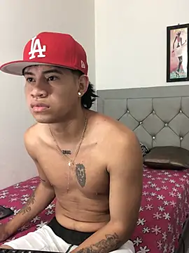 logannth online show from February 28, 12:39 pm