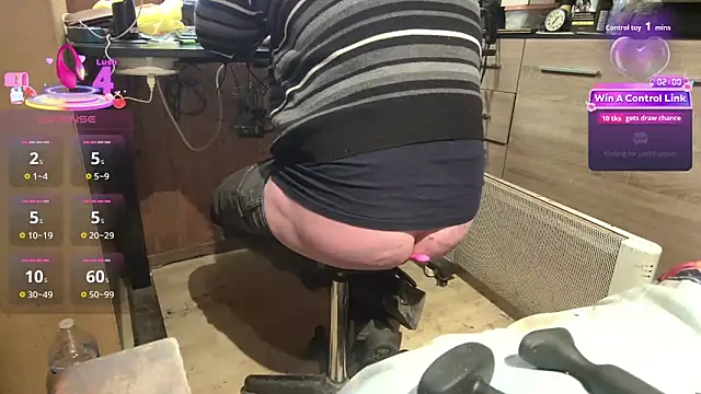 misteryman1956 online show from March 30, 5:08 am