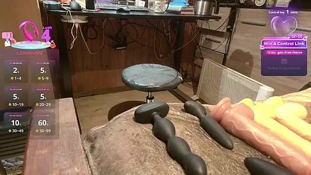 misteryman1956 online show from June 17, 8:50 am