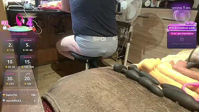 misteryman1956 online show from July 3, 5:19 pm