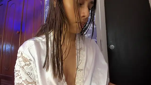 sheyla sweet18 online show from February 27, 3:59 pm