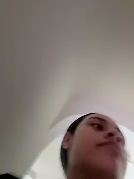 sheyla sweet18 online show from April 15, 5:14 am