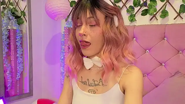 lauren evans96 online show from October 28, 3:43 am