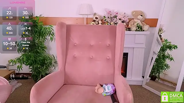 Snapshot of MirraBellanta chatting on January 14, 10:36 pm MirraBellanta online show from January 14, 10:36 pm