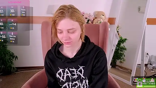 Snapshot of MirraBellanta chatting on January 17, 11:41 pm MirraBellanta online show from January 17, 11:41 pm