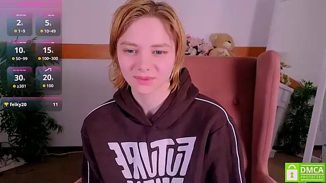 Snapshot of MirraBellanta chatting on February 19, 11:56 pm MirraBellanta online show from February 19, 11:56 pm