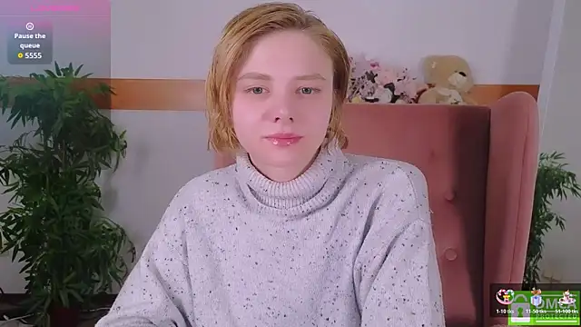 Snapshot of MirraBellanta chatting on February 28, 11:50 pm MirraBellanta online show from February 28, 11:50 pm