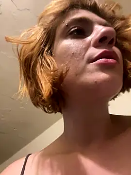 spacegirlll online show from December 22, 8:11 am