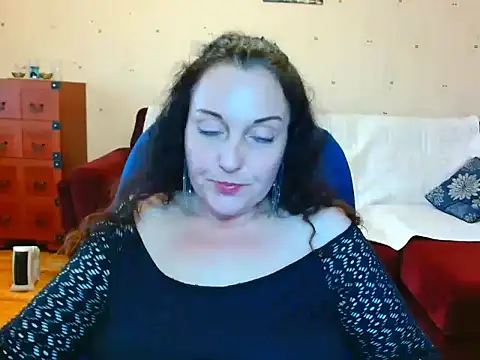 Alice3694 online show from April 9, 6:19 am