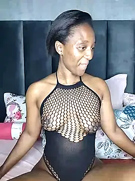 Lucy Blacksilk online show from February 4, 10:26 pm