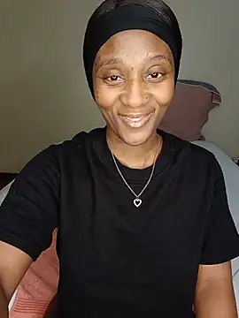 Lucy Blacksilk online show from July 14, 9:53 pm